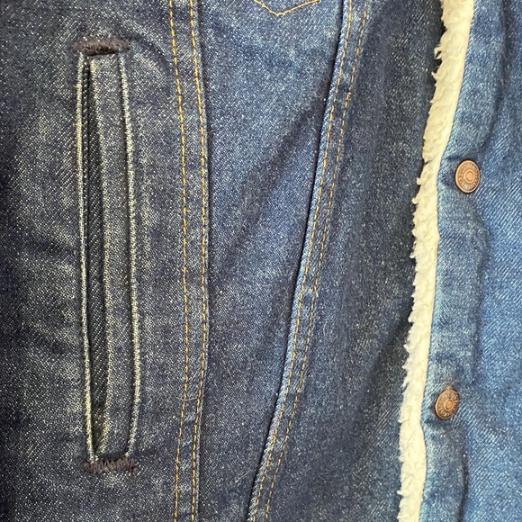 Vintage Levi's San Francisco 1970’s Denim Sherpa Jacket - Picture 4 of 17